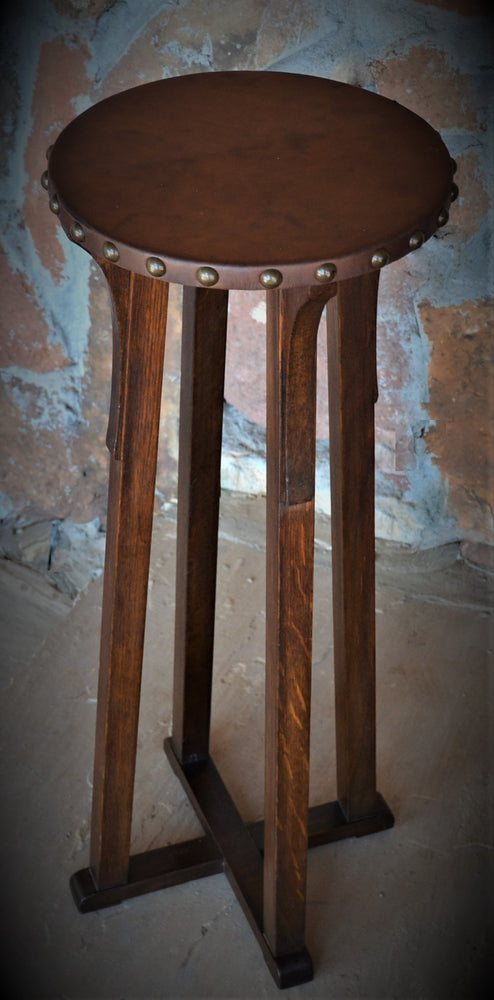 c1910 Paine Furniture plant stand